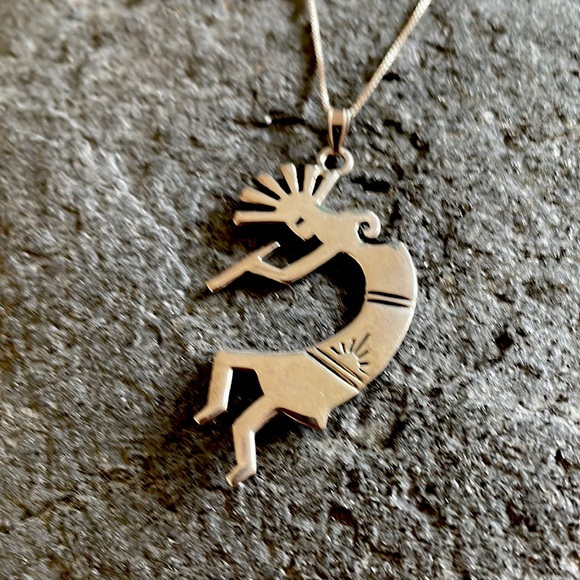 Vintage Kokopelli Native American Sterling Pendant - Picture 7 of 13